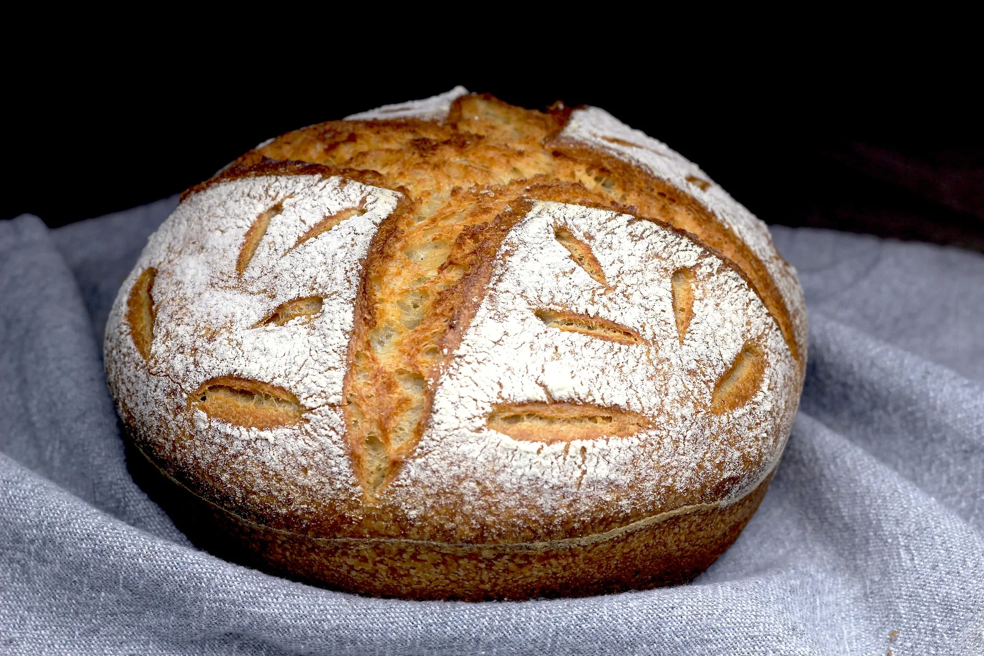 how to get an ear on sourdough